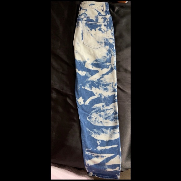 NEW BOOHOO - NEVER WORN‼️ Extreme Bleach Straight Leg Jeans SIZE US 4 UK 8 - Picture 7 of 8